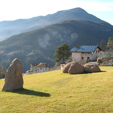 Alojamento de Acomodação e Pequeno-almoço Agritur Vista Revò