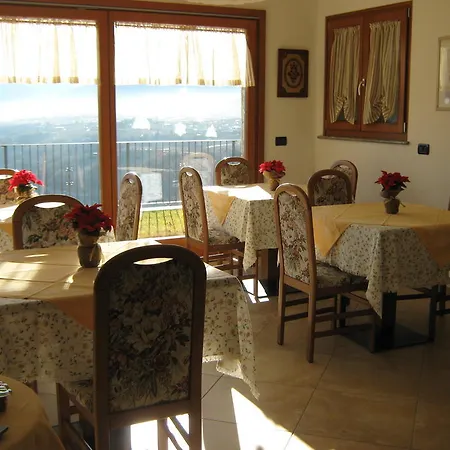 Bed and breakfast Agritur Vista Revò